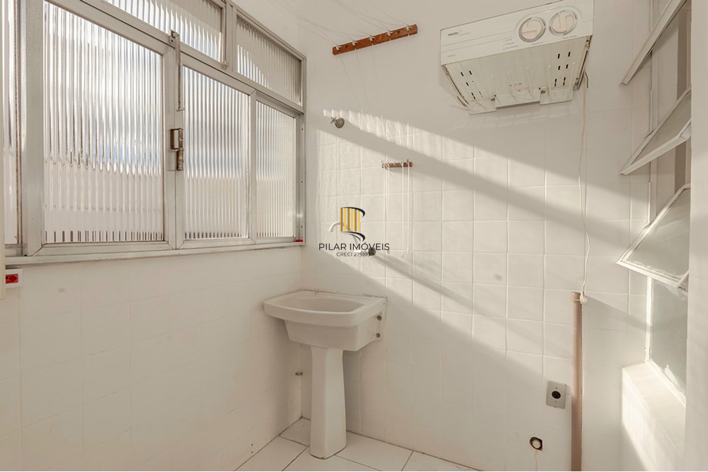 Cobertura 3 dormitórios no bairro Mont Serrat