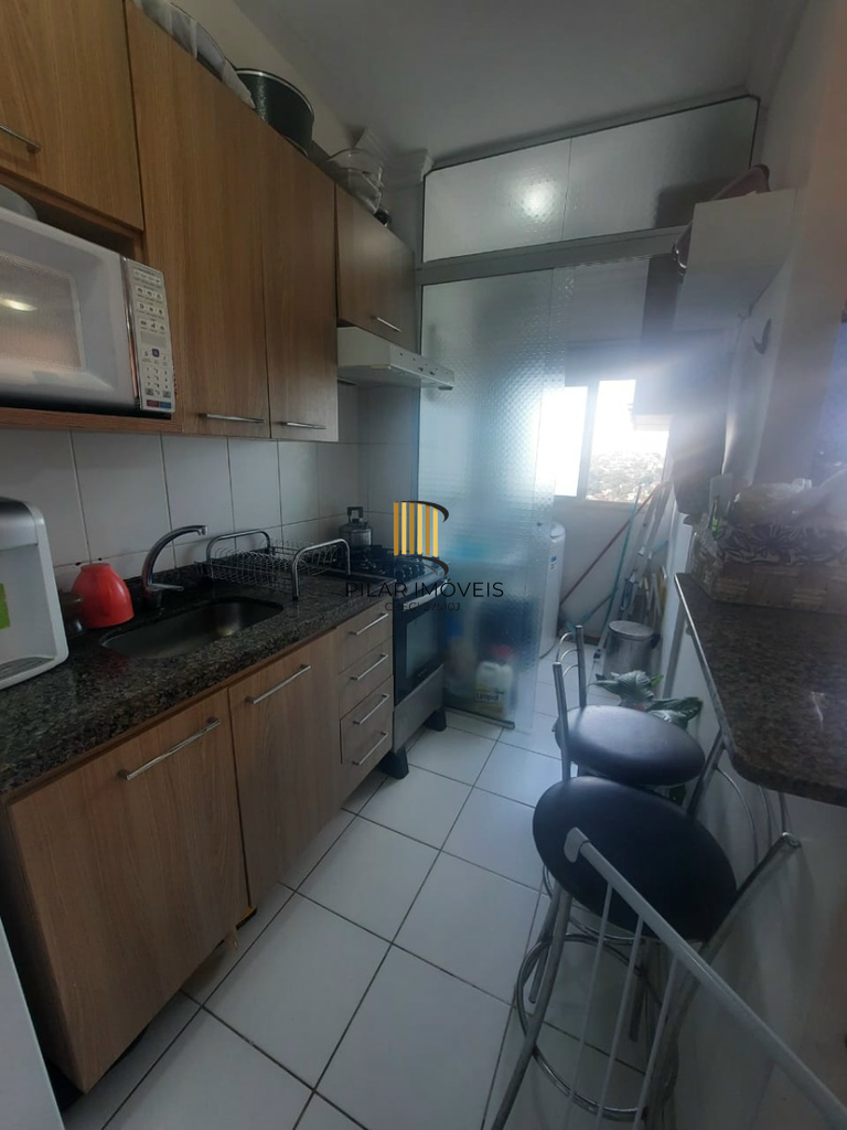 Apartamento 2 dormitórios no bairro Glória