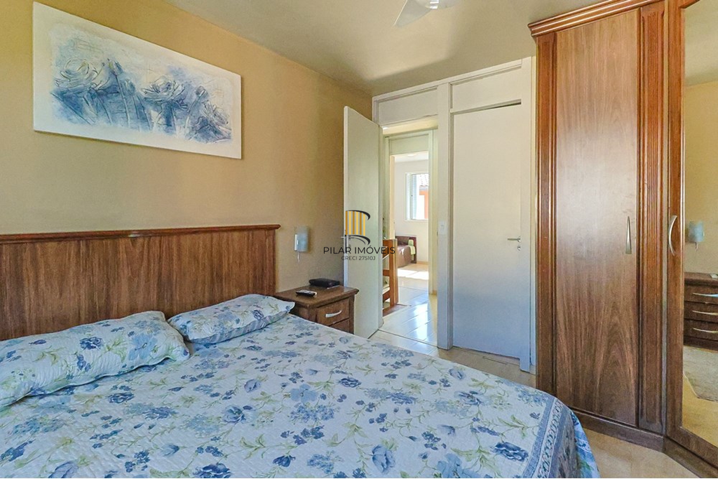 Casa de Condomínio 4 dormitórios no bairro Jardim Itu Sabará