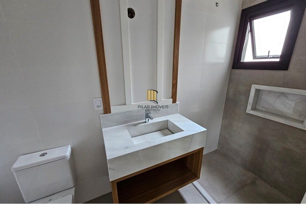 Casa de Condomínio 4 dormitórios no bairro Centro