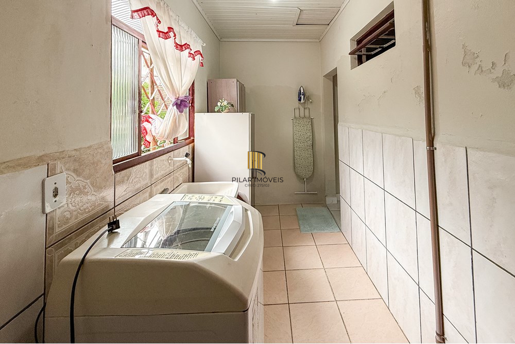 Casa 2 dormitórios no bairro Capão da Cruz