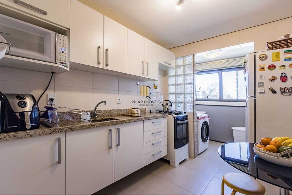 Apartamento 3 dormitórios no bairro Menino Deus