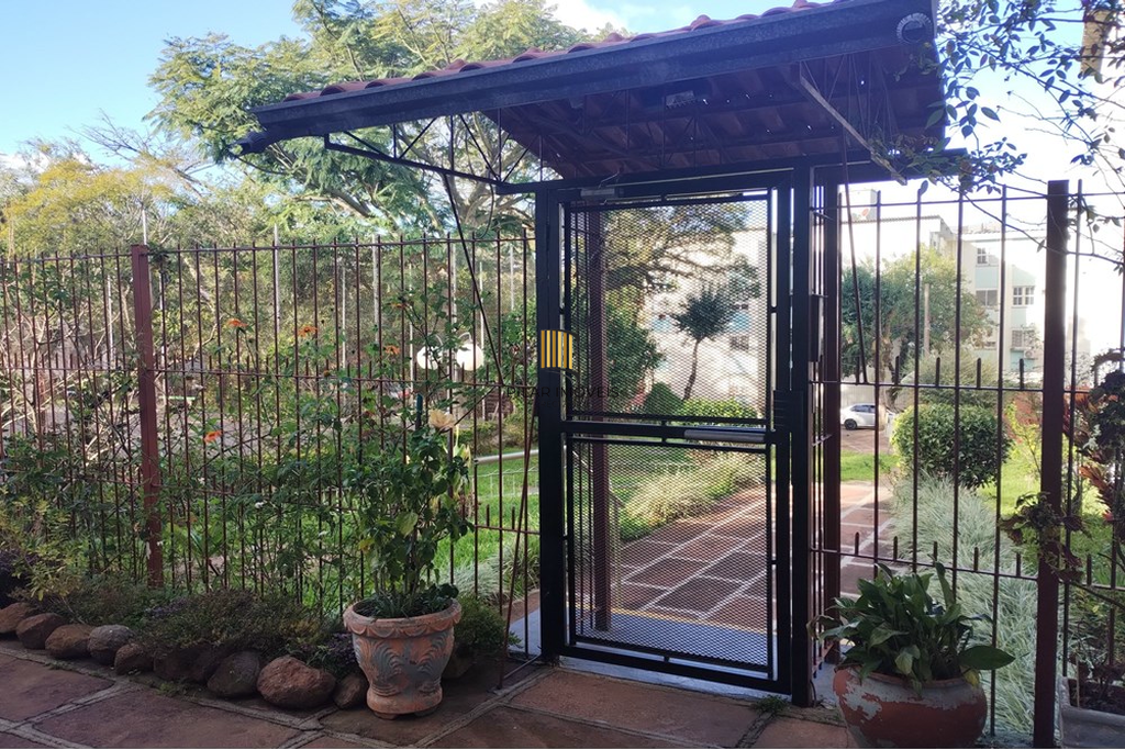 Apartamento 2 dormitórios no bairro Santo Antônio