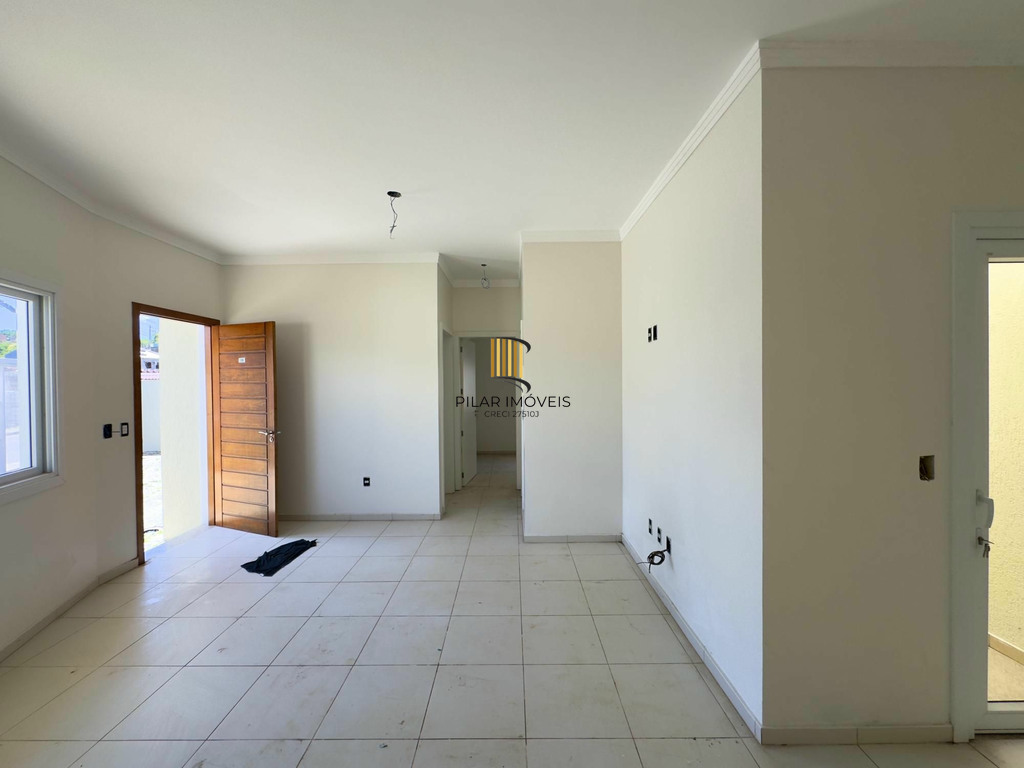 Casa de Condomínio 2 dormitórios no bairro Olaria