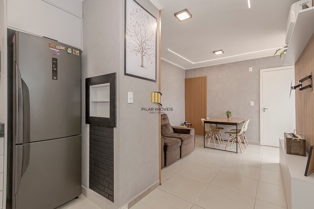 Apartamento 2 dormitórios no bairro Lomba do Pinheiro