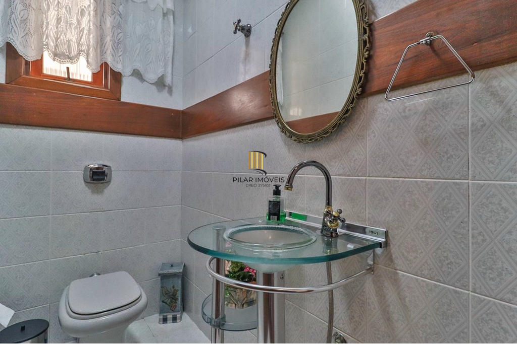 Casa 5 dormitórios no bairro Jardim Lindóia