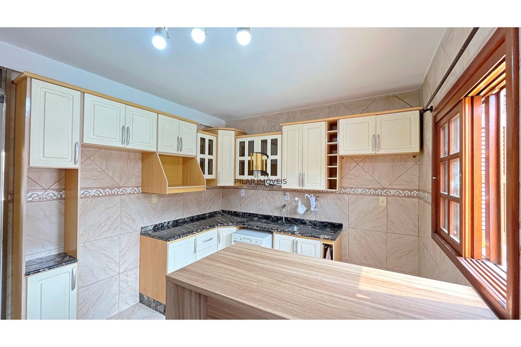 Casa 3 dormitórios no bairro Vila Nova