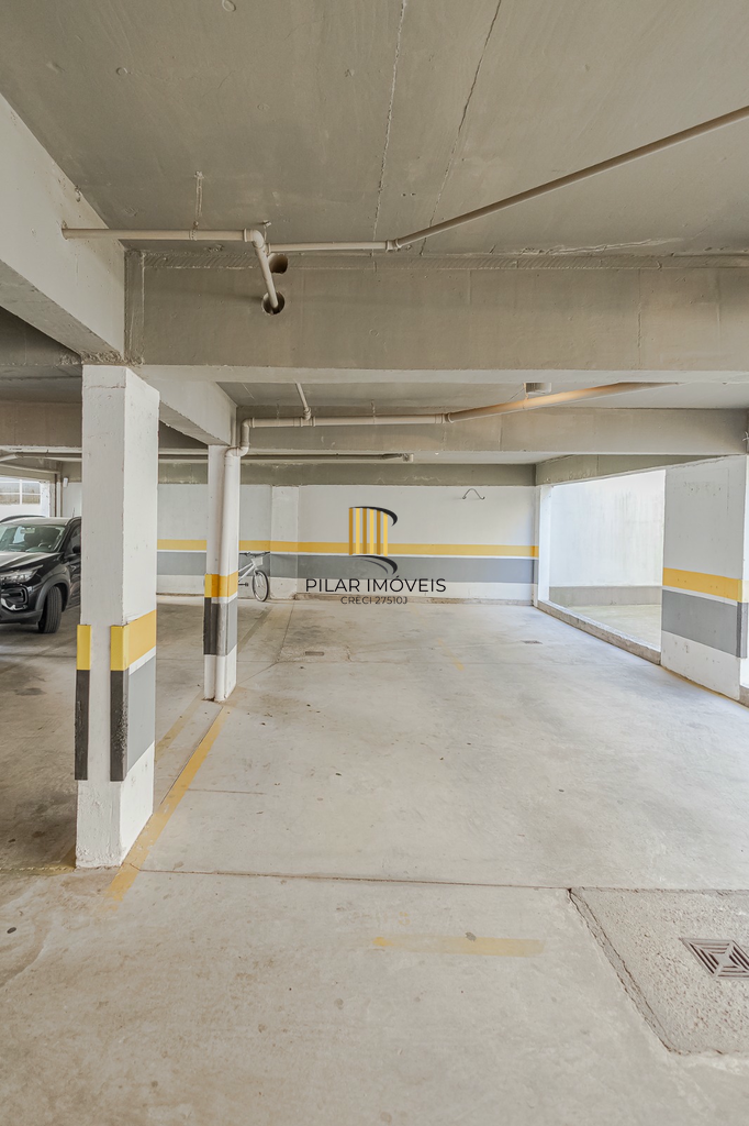 Apartamento 2 dormitórios no bairro Chácara das Pedras