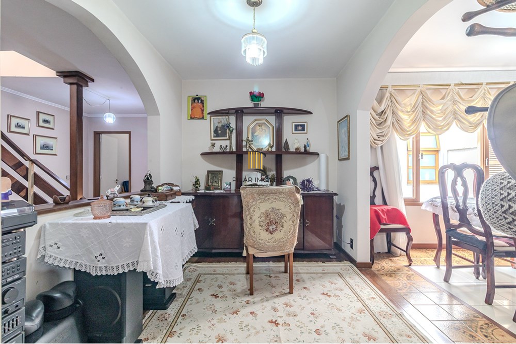 Casa 3 dormitórios no bairro Chácara das Pedras