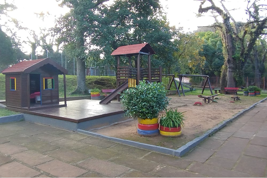 Apartamento 2 dormitórios no bairro Santo Antônio