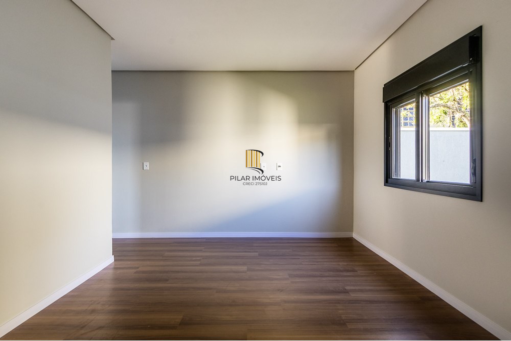 Casa 3 dormitórios no bairro Morro Santana