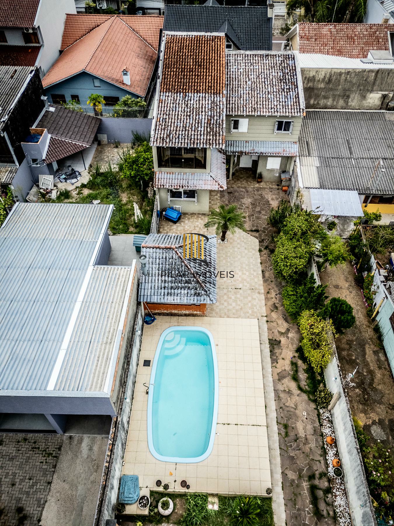 Casa 3 dormitórios no bairro Jardim Itu