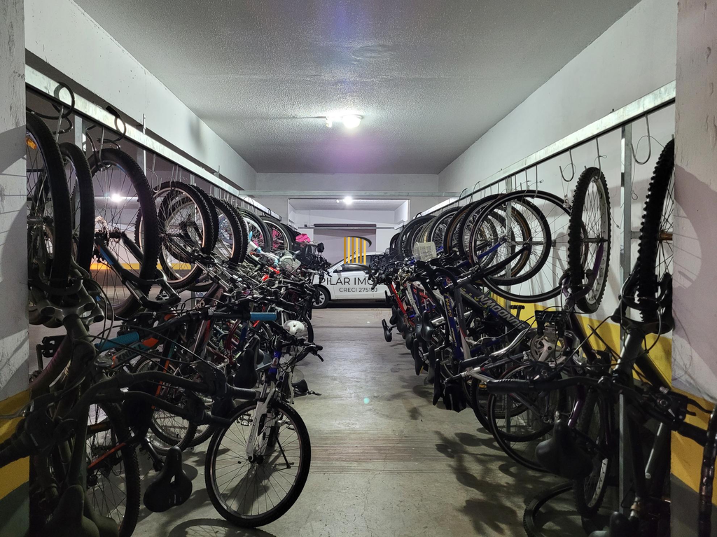 Apartamento 3 dormitórios no bairro Menino Deus