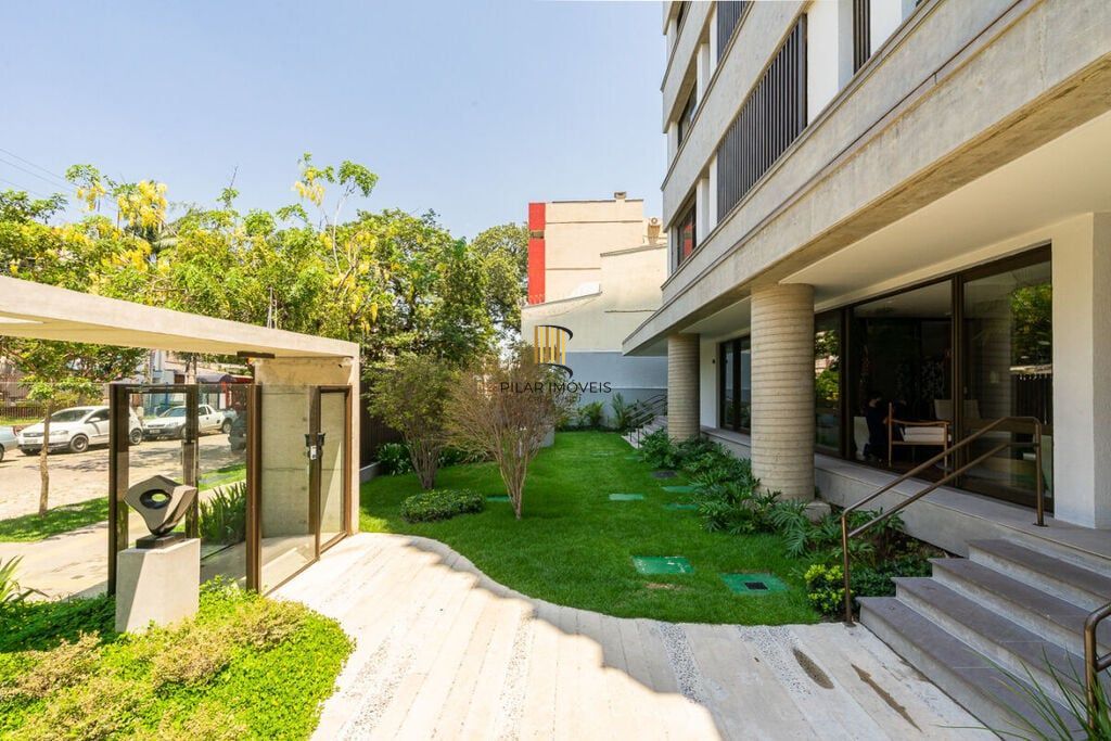 Apartamento 3 dormitórios no bairro Menino Deus