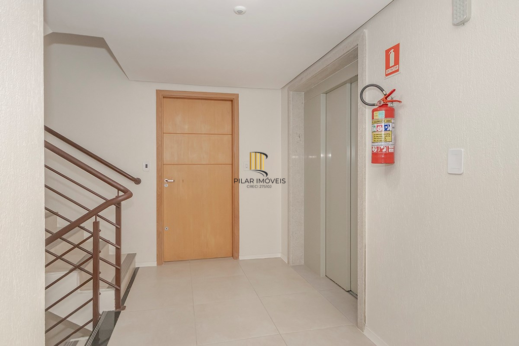 Apartamento 2 dormitórios no bairro Chácara das Pedras