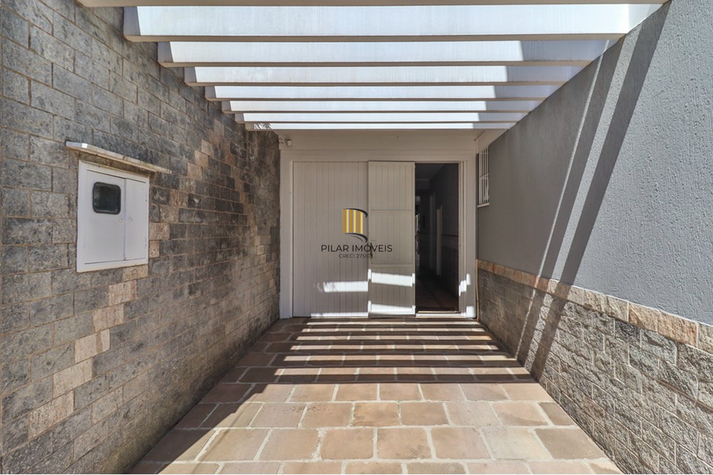 Casa 5 dormitórios no bairro Jardim Lindóia