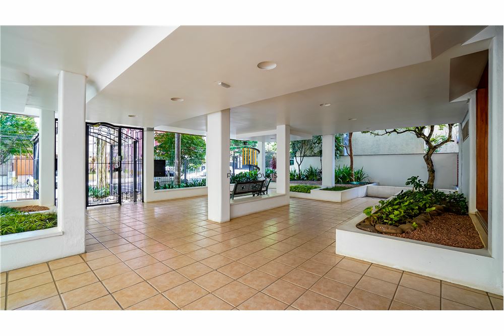 Apartamento 3 dormitórios no bairro Petrópolis