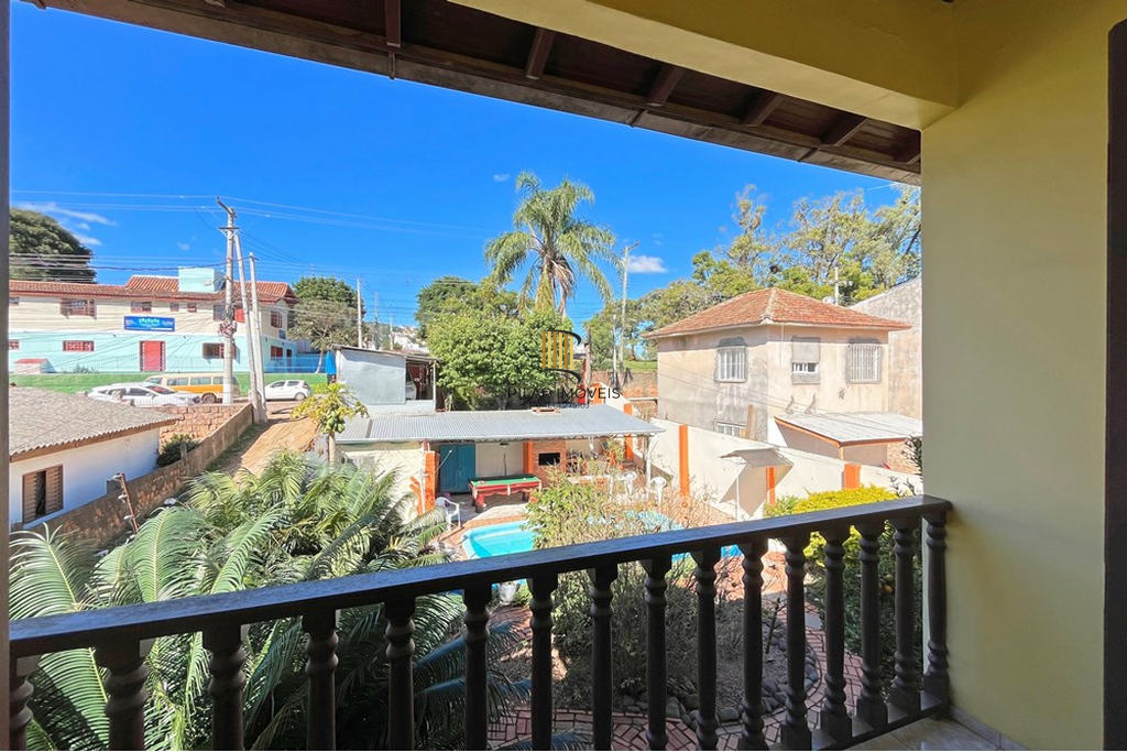 Casa 4 dormitórios no bairro Cristal