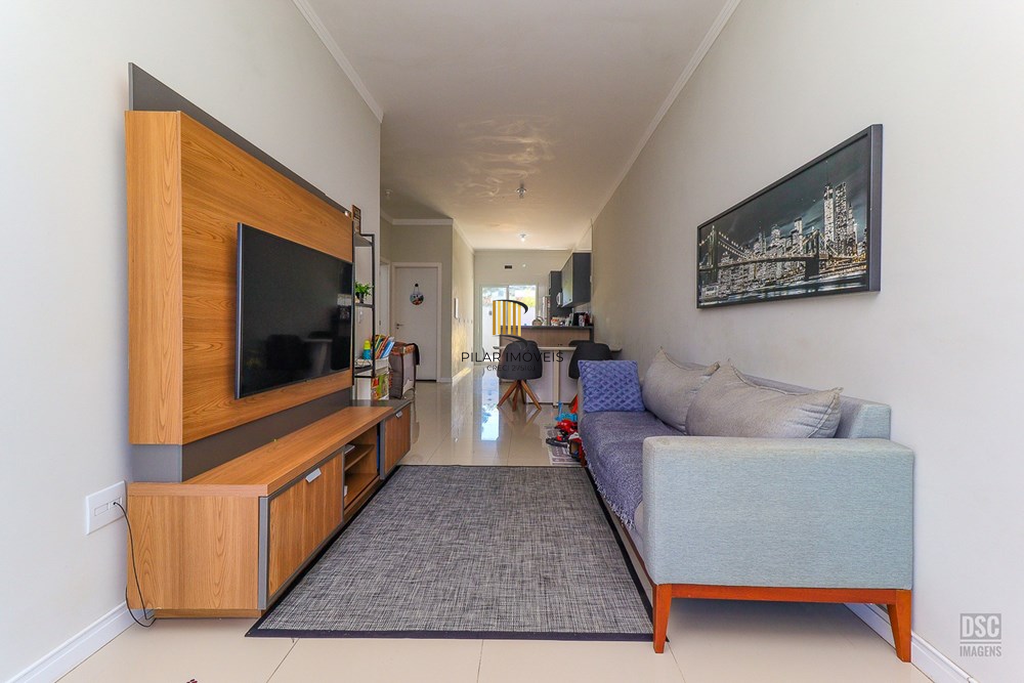 Casa 2 dormitórios no bairro Hípica