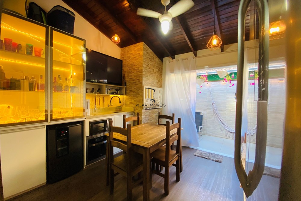 Casa de Condomínio 2 dormitórios no bairro Rio Branco