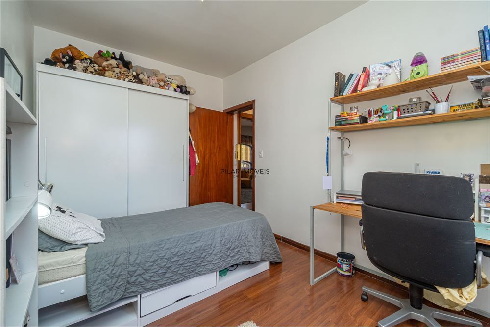 Casa 4 dormitórios no bairro Jardim Lindóia