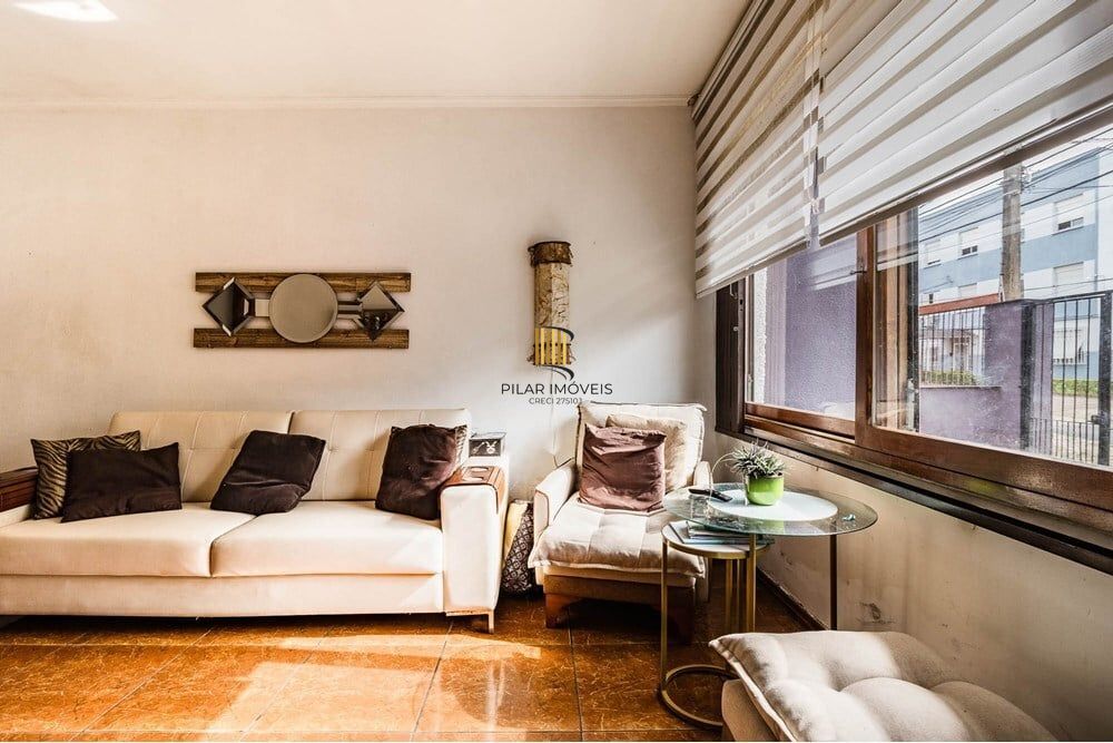 Casa 3 dormitórios no bairro São Sebastião