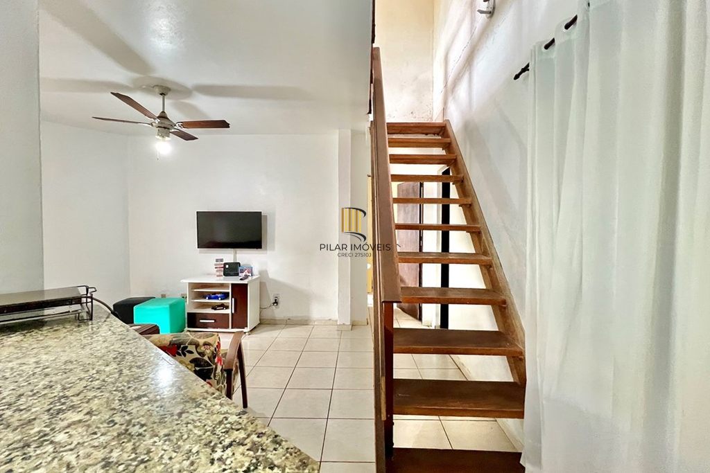 Casa 4 dormitórios no bairro Igara