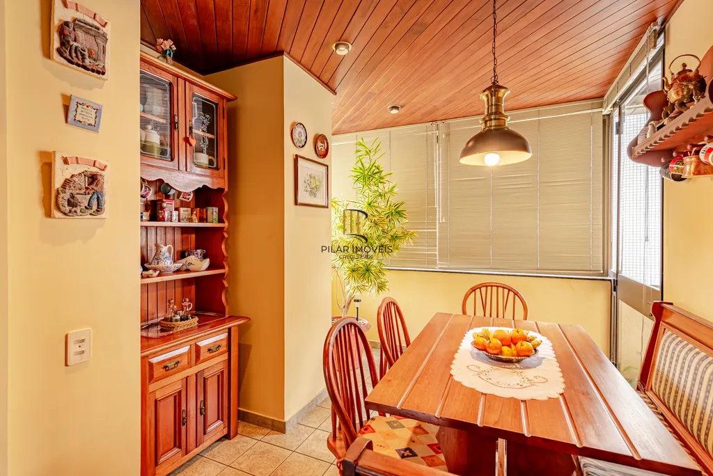 Cobertura 4 dormitórios no bairro Bela Vista