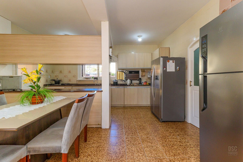 Casa 6 dormitórios no bairro Jardim Planalto