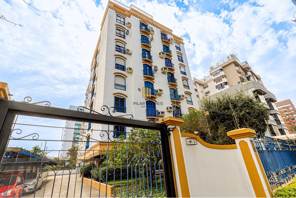 Apartamento 3 dormitórios no bairro Mont Serrat