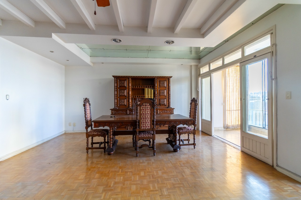 Apartamento 3 dormitórios no bairro Petrópolis