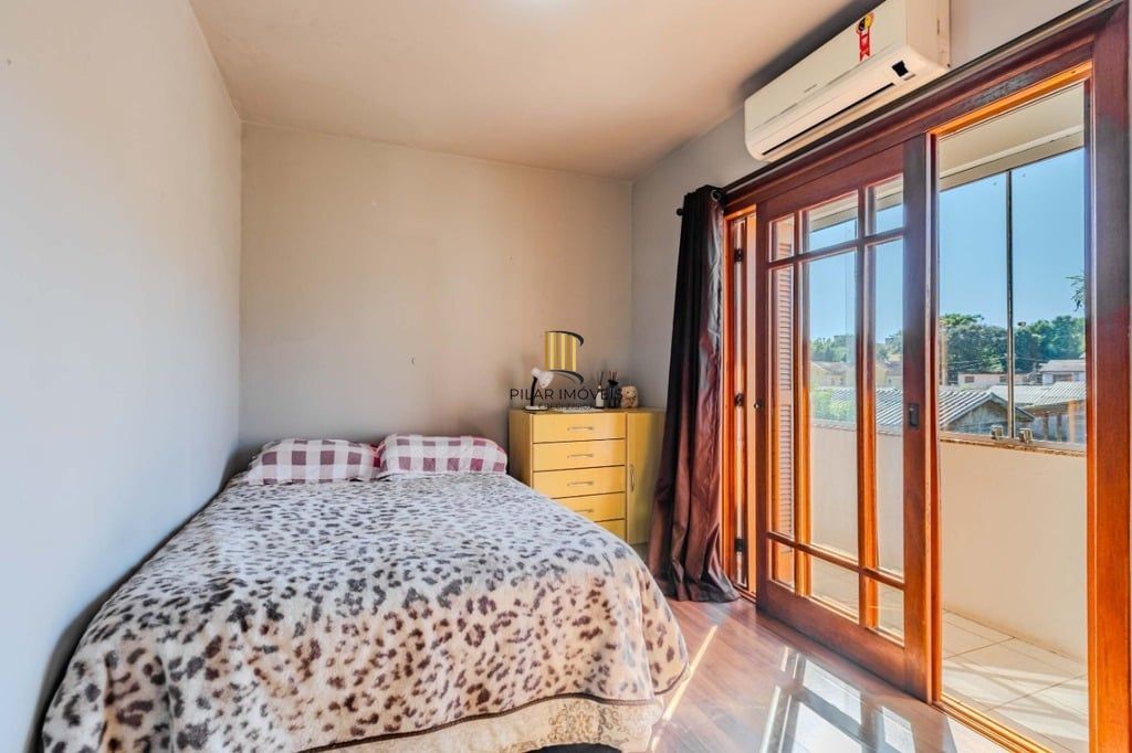 Casa de Condomínio 4 dormitórios no bairro Ipanema