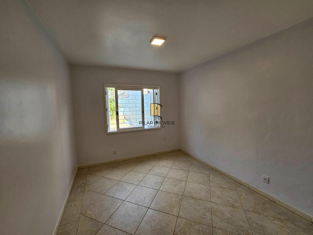 Casa 2 dormitórios no bairro Espírito Santo