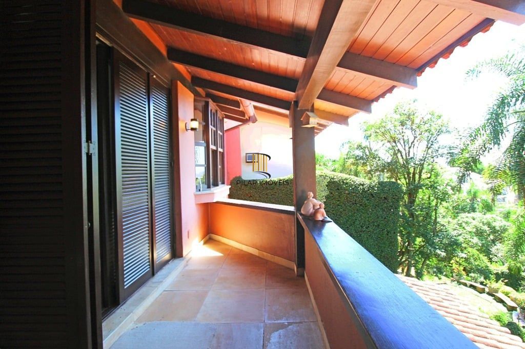 Casa de Condomínio 4 dormitórios no bairro Santa Tereza