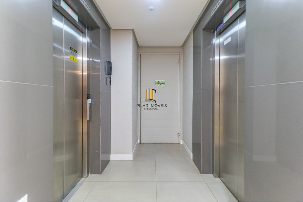 Apartamento 2 dormitórios no bairro Três Figueiras