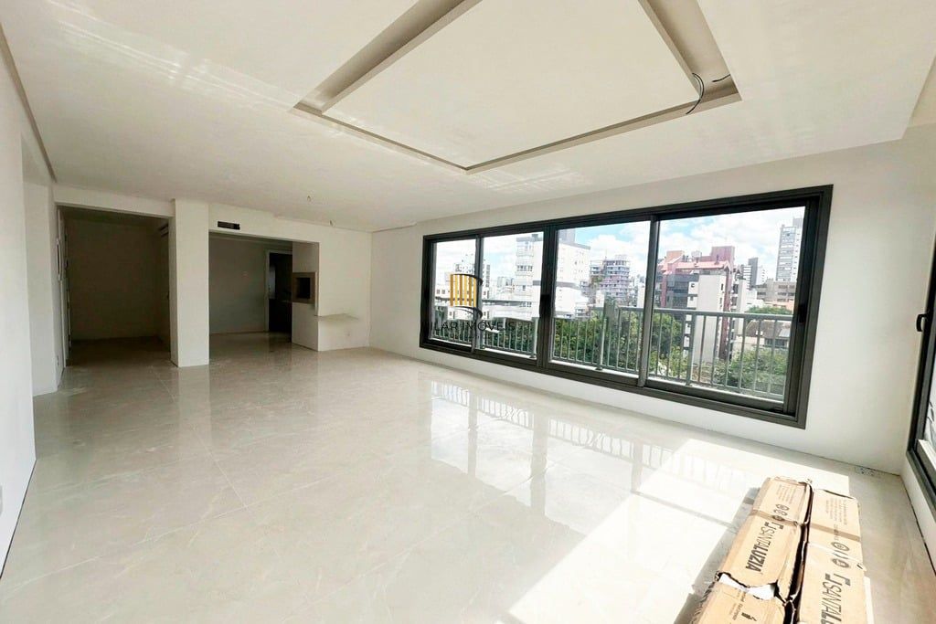 Apartamento 3 dormitórios no bairro Petrópolis