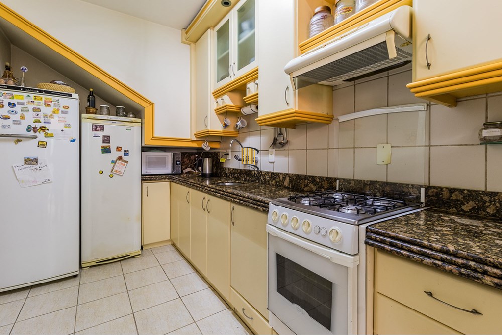 Casa de Condomínio 3 dormitórios no bairro Teresópolis