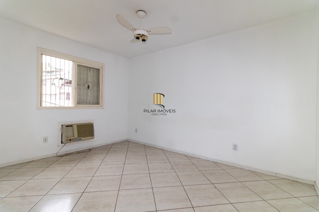 Casa 5 dormitórios no bairro Petrópolis