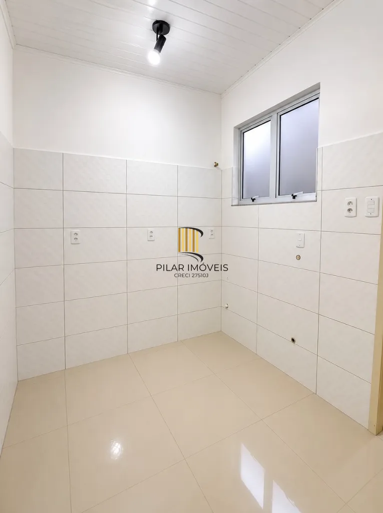 Apartamento 2 dormitórios no bairro Sarandi