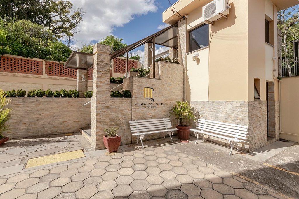 Apartamento 2 dormitórios no bairro Menino Deus