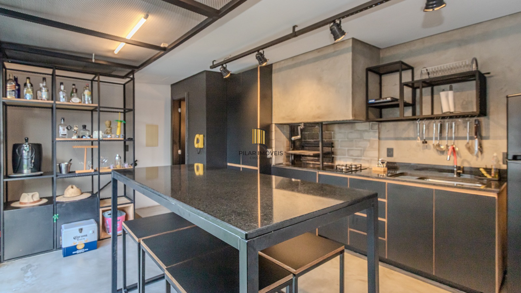 Cobertura 2 dormitórios no bairro Petrópolis