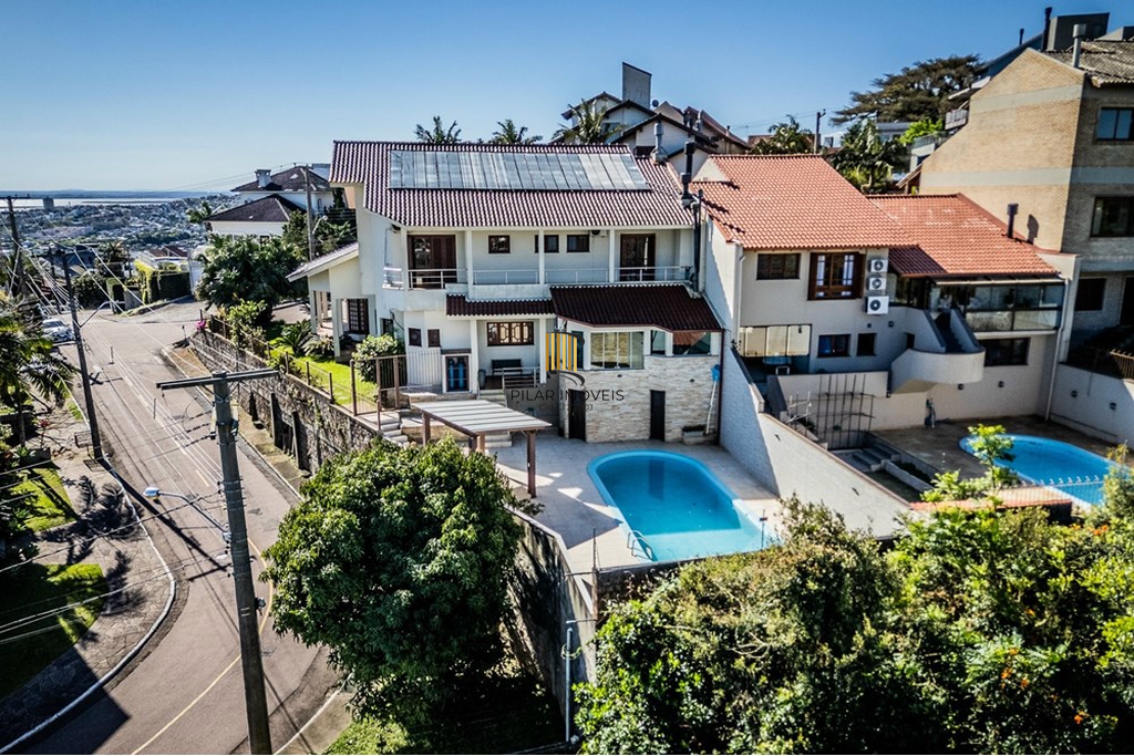 Casa de Condomínio 3 dormitórios no bairro Nonoai