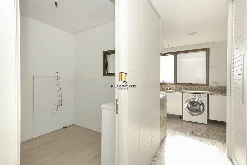 Triplex 3 dormitórios no bairro Bela Vista