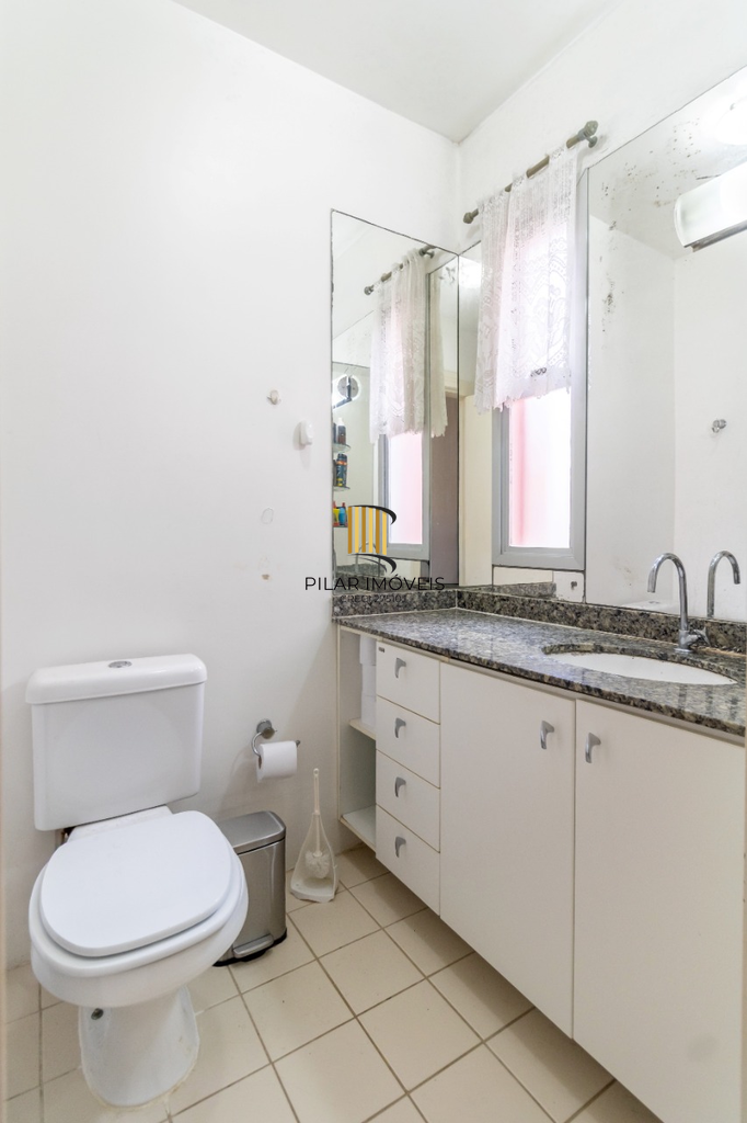 Apartamento 2 dormitórios no bairro Jardim Carvalho