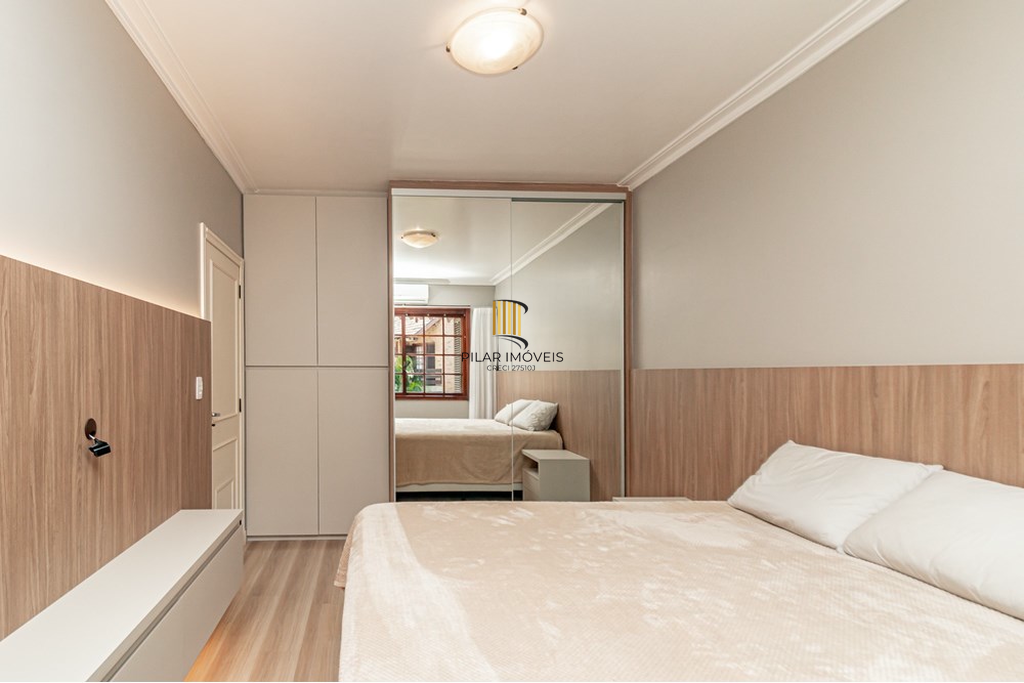 Casa de Condomínio 4 dormitórios no bairro Bela Vista