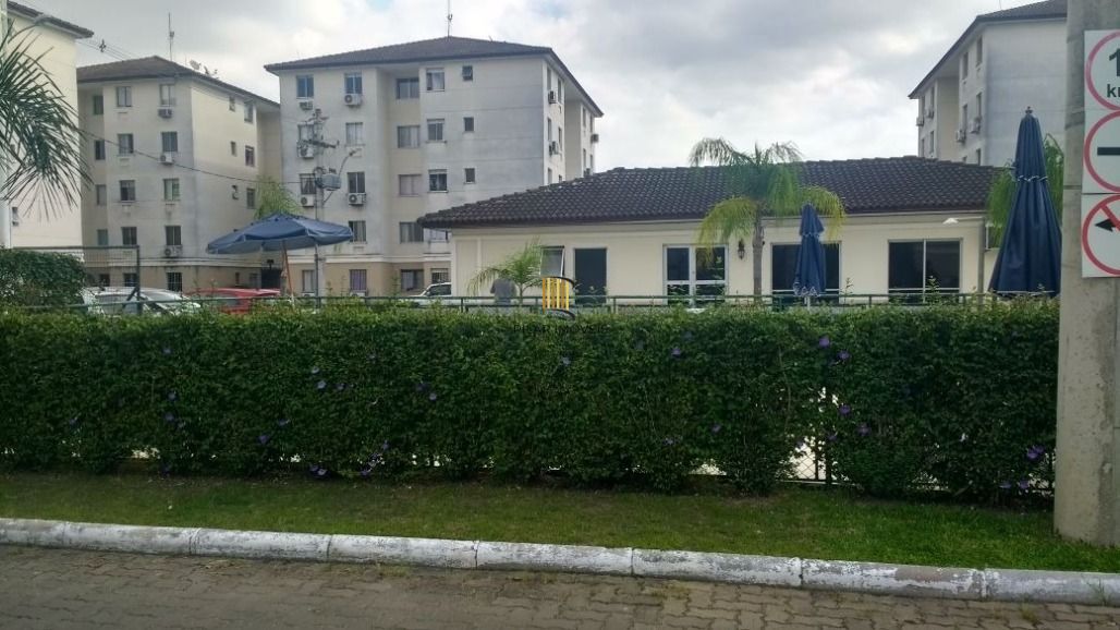 Vende ótimo apto de 02 dormitórios, Bairro Sarandi