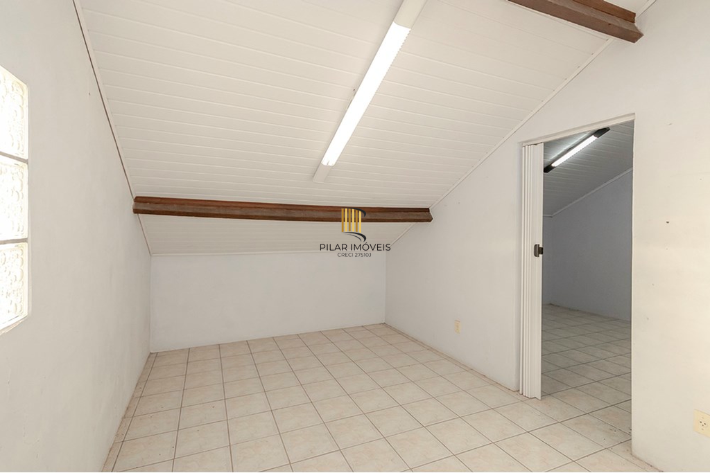 Casa 4 dormitórios no bairro Jardim Planalto