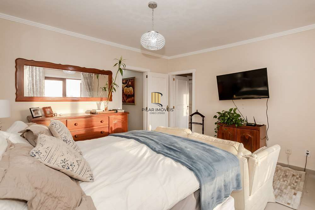 Casa 3 dormitórios no bairro Nonoai