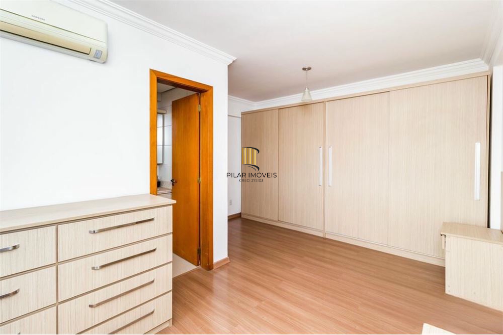 Apartamento 3 dormitórios no bairro Partenon