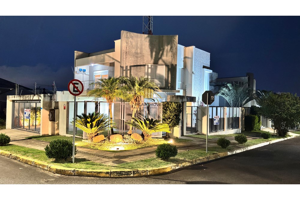 Casa 3 dormitórios no bairro Moinhos de Vento